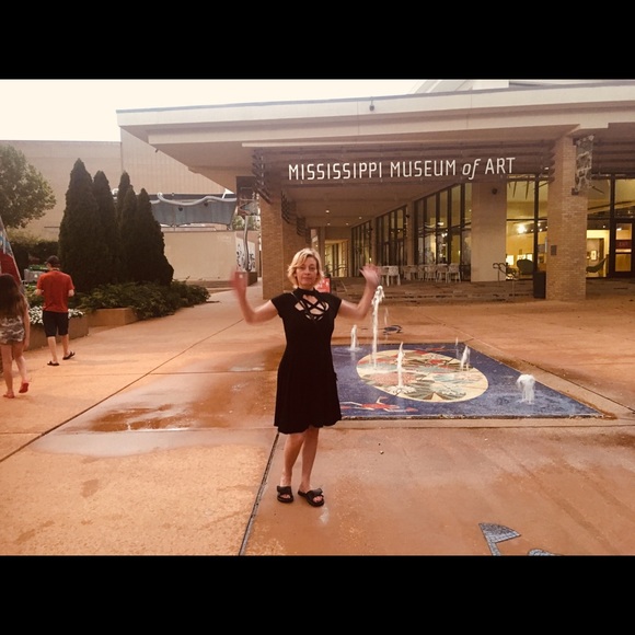 Meet your Posher, Traci - Picture 15 of 16